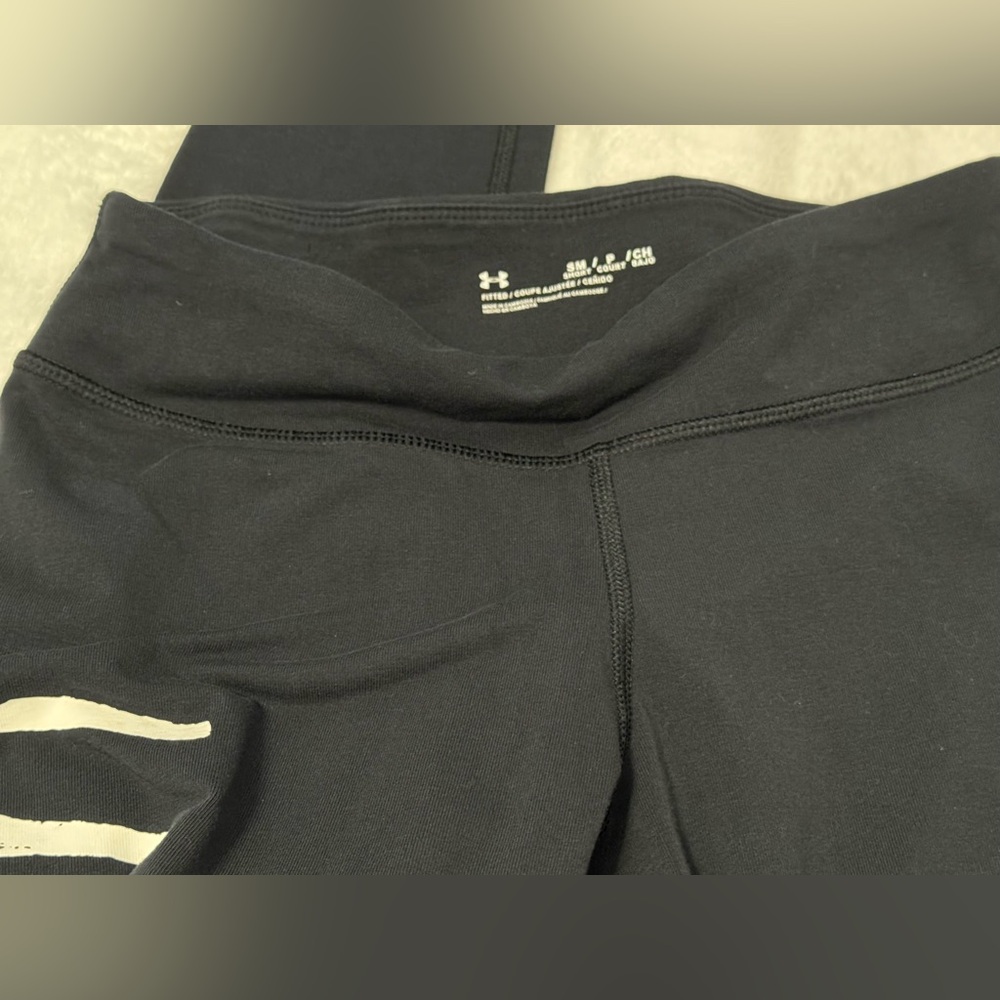 Under Armour Black Leggings with White ‘Under Armour’ Script - Picture 6 of 7